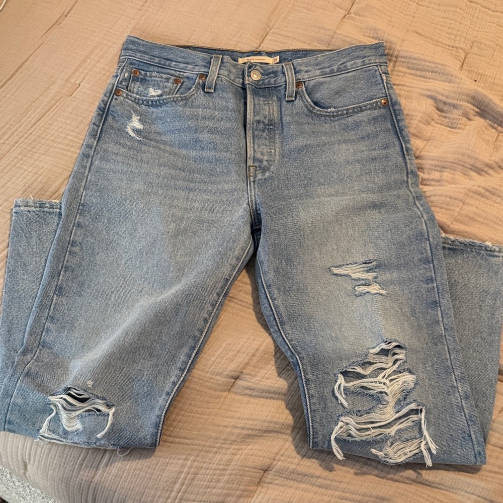 Levi's light blue, wedgie fit Straight Leg Jeans with Ripped Details